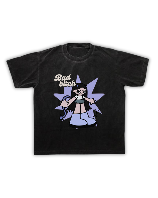 Bad Bitch Streetwear T-Shirt – Oversized Fit, Feminine Energy